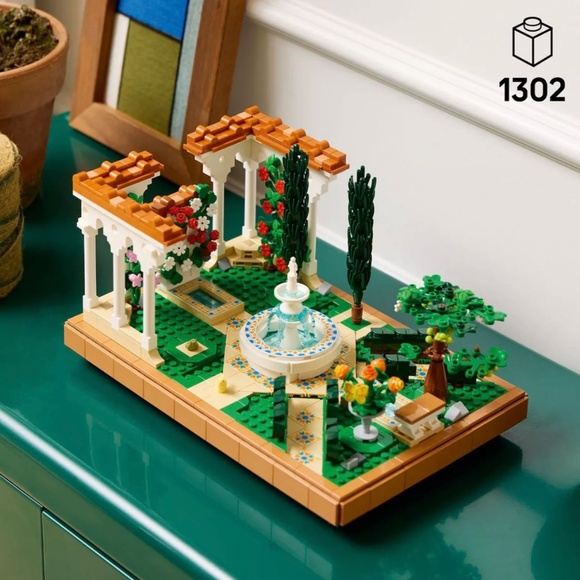 LEGO Icons Fountain Garden 10359 Building Kit 1302 Pieces Sealed Box QUICK SHIP - Picture 2 of 6